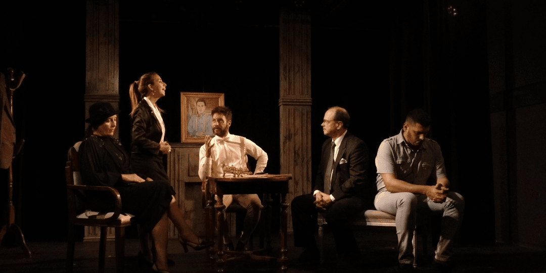 Teatro adulto (Remeros Plaza - Tigre)